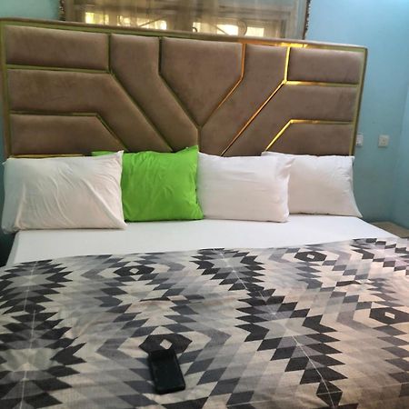 Luxury Place Hotel And Apartments Abuja Luaran gambar
