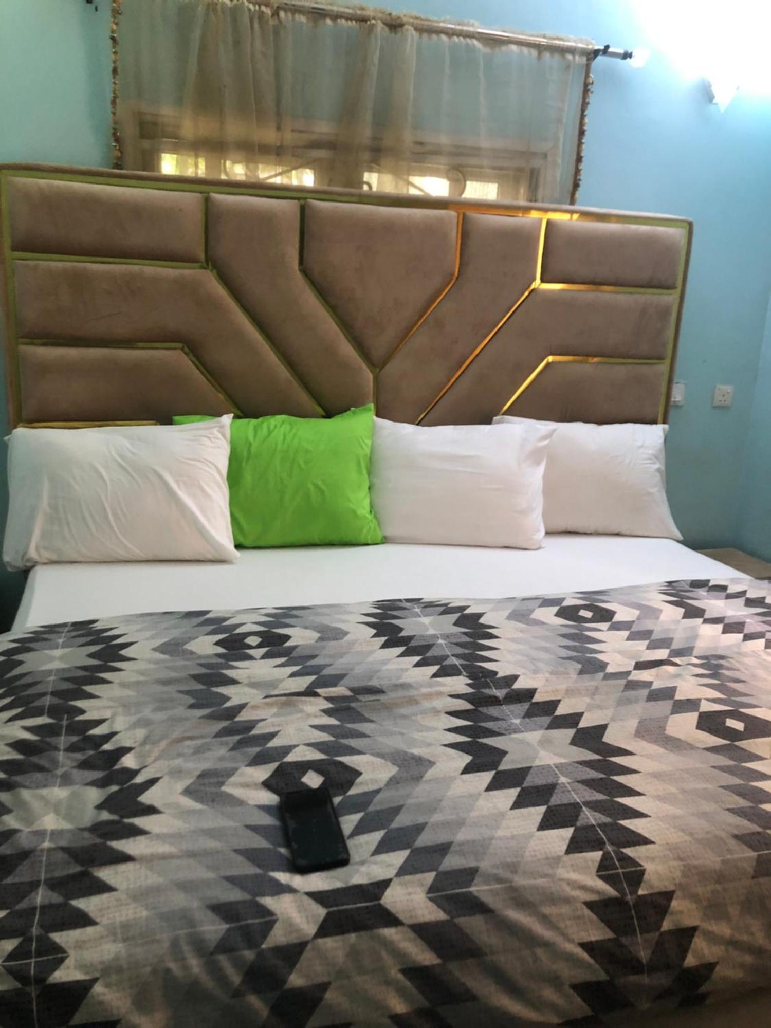 Luxury Place Hotel And Apartments Abuja Luaran gambar